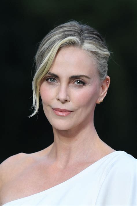 Charlize Theron, C.Nielsen